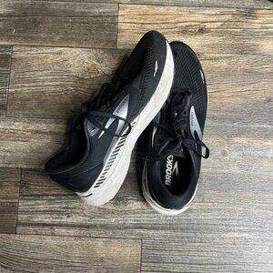 Brooks Adrenaline GTS 23 Running Shoes Black/White, Size